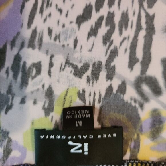 Iz Byer California Animal Print and Floral Blouse - Picture 6 of 6